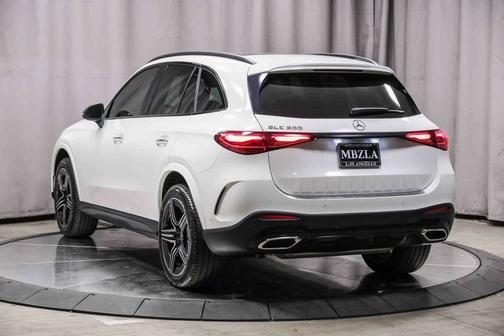 2023 Mercedes-Benz GLC 300 Base