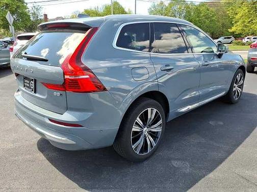 Thunder Grey 2023 Volvo XC60 Plus