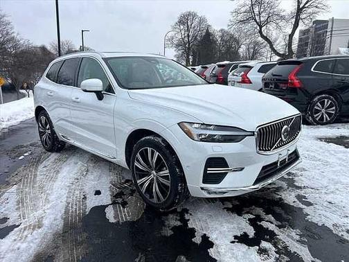 2023 Volvo XC60 Plus