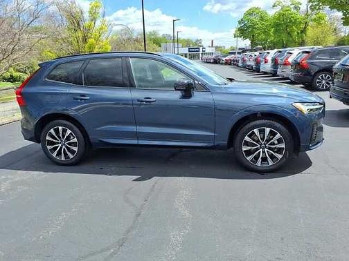 Denim Blue 2025 Volvo XC60 Core