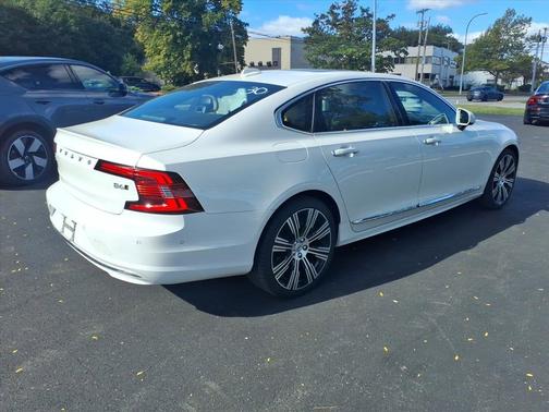 2022 Volvo S90 B6 AWD Inscription