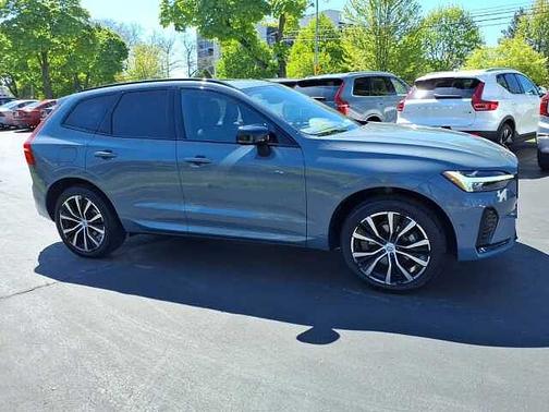 Thunder Grey 2023 Volvo XC60 Plus