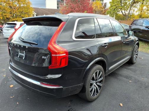 2025 Volvo XC90 B5 Core