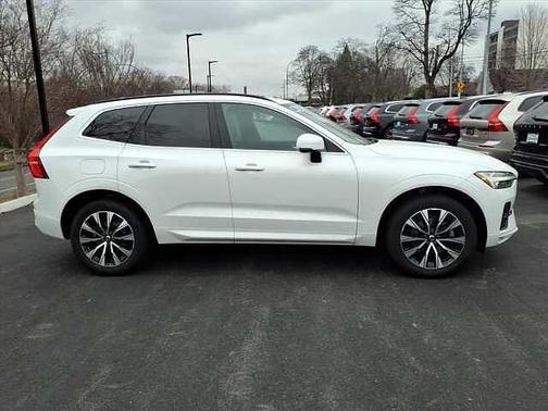 2023 Volvo XC60 Core