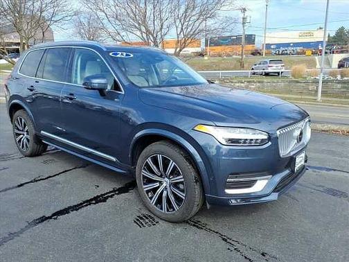 2023 Volvo XC90 Plus