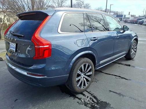 2023 Volvo XC90 Plus