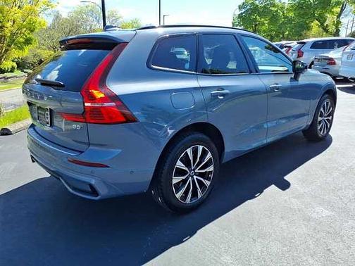 Thunder Grey 2024 Volvo XC60 Plus