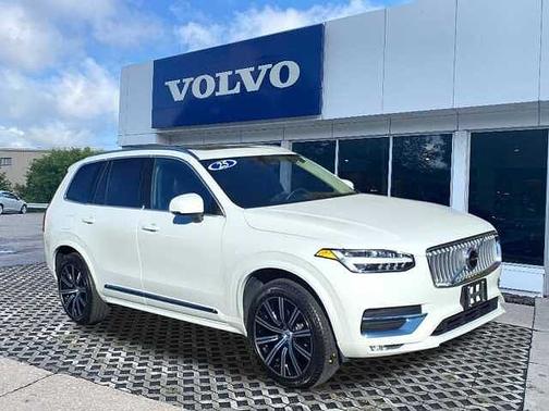 2025 Volvo XC90 Core