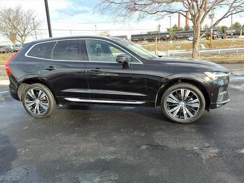 2023 Volvo XC60 Plus
