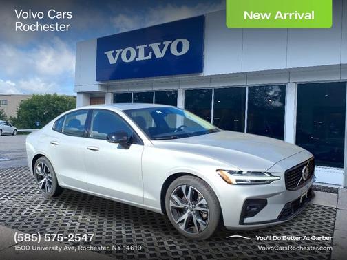 2024 Volvo S60 B5 Plus Dark