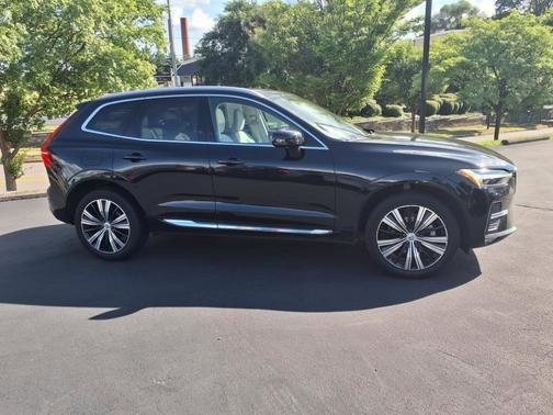 2022 Volvo XC60 B5 AWD Inscription