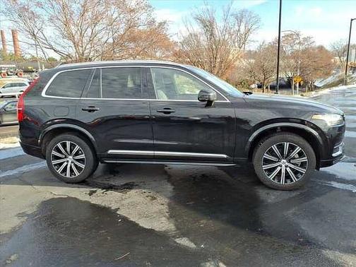 2025 Volvo XC90 Core