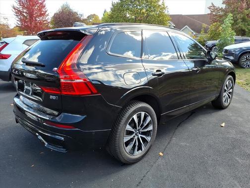2024 Volvo XC60 B5 Plus Dark