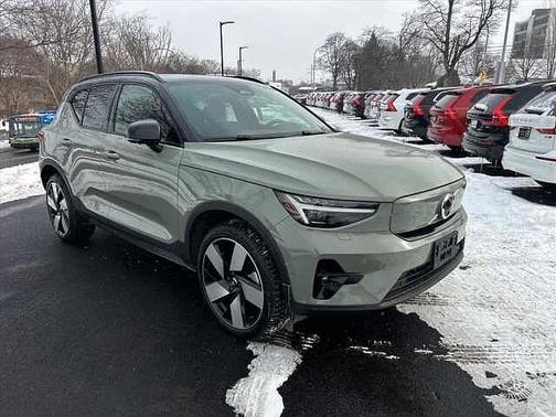 2023 Volvo XC40 Ultimate