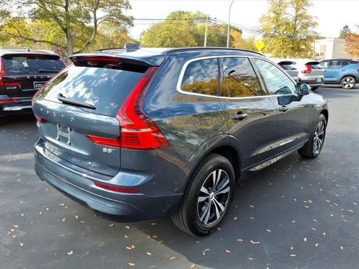 2023 Volvo XC60 B5 AWD Core