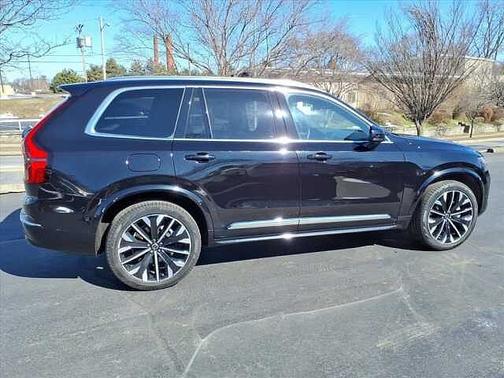 2025 Volvo XC90 Plus