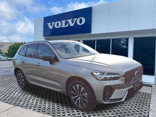 2025 Volvo XC60 Plus
