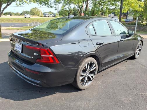 2024 Volvo S60 B5 Core Dark
