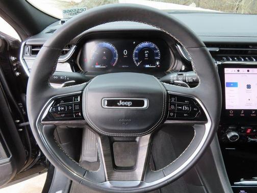 2023 Jeep Grand Cherokee Overland