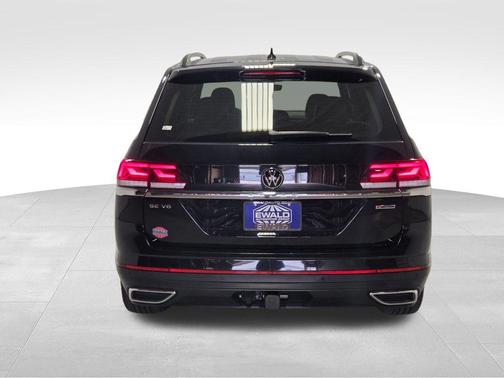 2022 Volkswagen Atlas 3.6L SE w/Technology