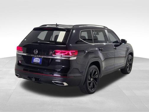 2022 Volkswagen Atlas 3.6L SE w/Technology