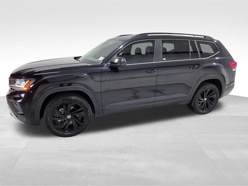 2022 Volkswagen Atlas 3.6L SE w/Technology