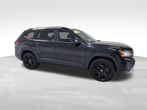2022 Volkswagen Atlas 3.6L SE w/Technology