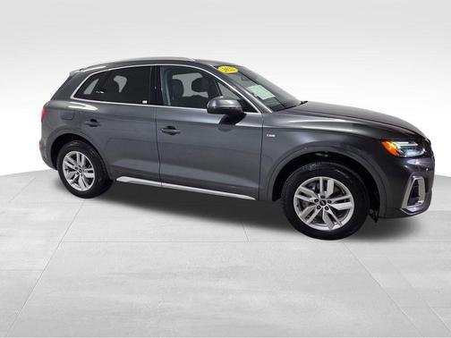 2022 Audi Q5 45 S line quattro Premium