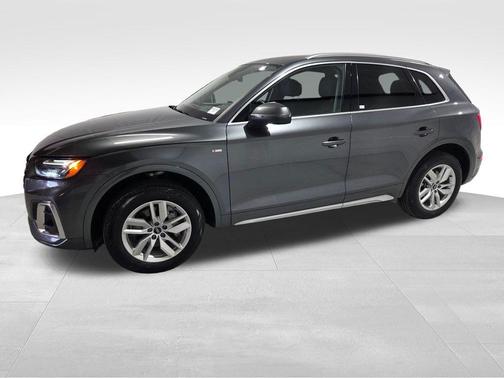 2022 Audi Q5 45 S line quattro Premium
