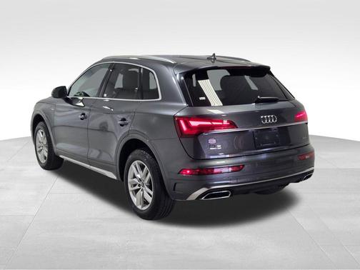 2022 Audi Q5 45 S line quattro Premium