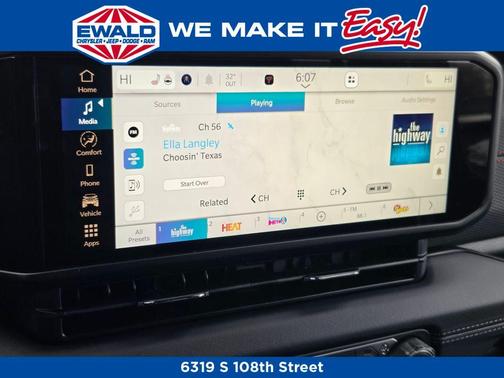 Bright White Clearcoat 2026 Jeep Wrangler Rubicon