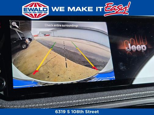 Bright White Clearcoat 2026 Jeep Cherokee LAREDO/LIMITED