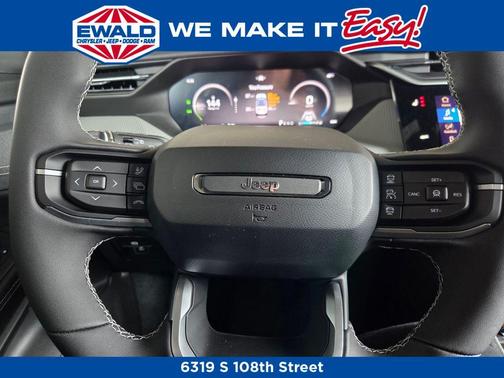 Bright White Clearcoat 2026 Jeep Cherokee LAREDO/LIMITED