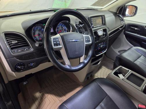 Granite Crystal Clearcoat Metallic 2015 Chrysler Town & Country Touring-L