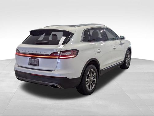 2021 Lincoln Nautilus Reserve