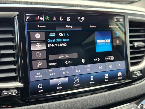 2023 Chrysler Pacifica Touring-L