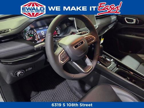 Bright White Clearcoat 2026 Jeep Compass Latitude