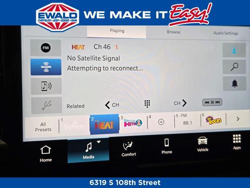 2026 Chrysler Pacifica Select