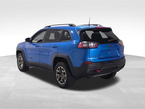 Hydro Blue Pearlcoat 2020 Jeep Cherokee Trailhawk