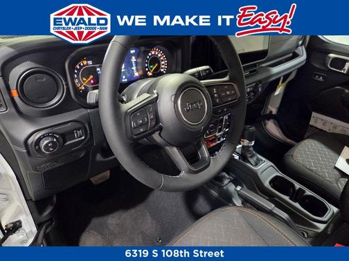 Bright White Clearcoat 2026 Jeep Gladiator Mojave