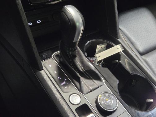 2022 Volkswagen Atlas 3.6L SE w/Technology