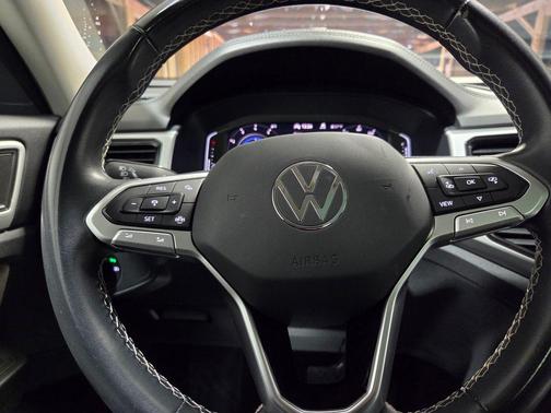 2022 Volkswagen Atlas 3.6L SE w/Technology