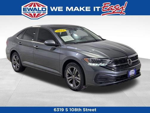 Platinum Gray Metallic 2023 Volkswagen Jetta 1.5T SE