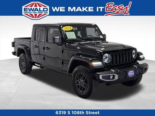 2024 Jeep Gladiator Sport S