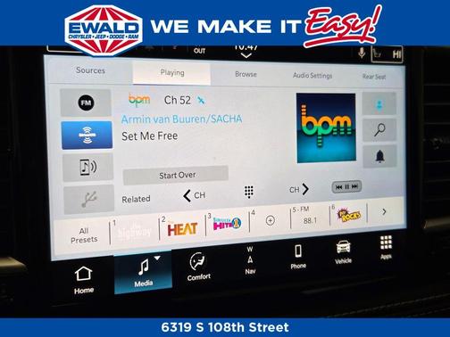 2026 Chrysler Pacifica Select