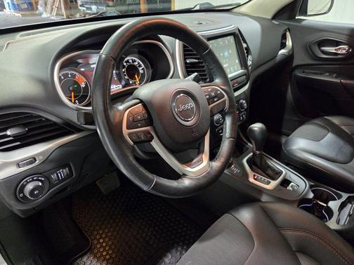 2016 Jeep Cherokee Trailhawk