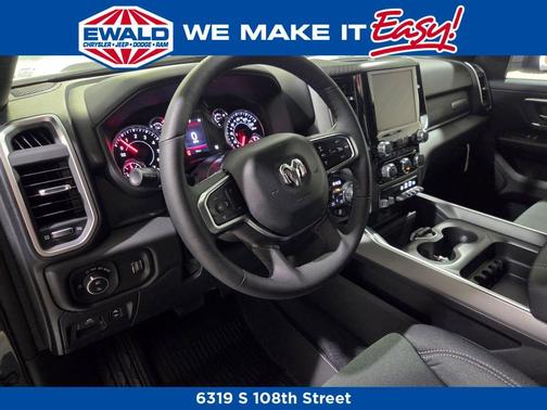 Granite Crystal Clearcoat Metallic 2026 RAM 1500 Big Horn/Lone Star