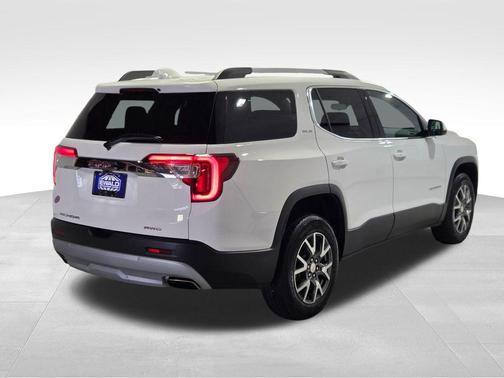 2022 GMC Acadia SLE