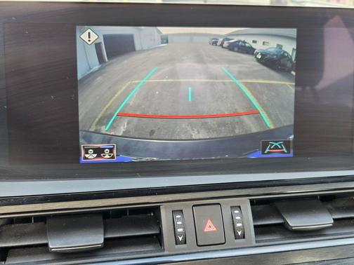 2022 Lexus ES 350 Base