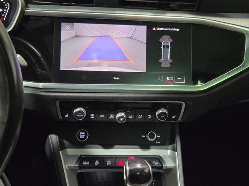 2024 Audi Q3 45 S line Premium